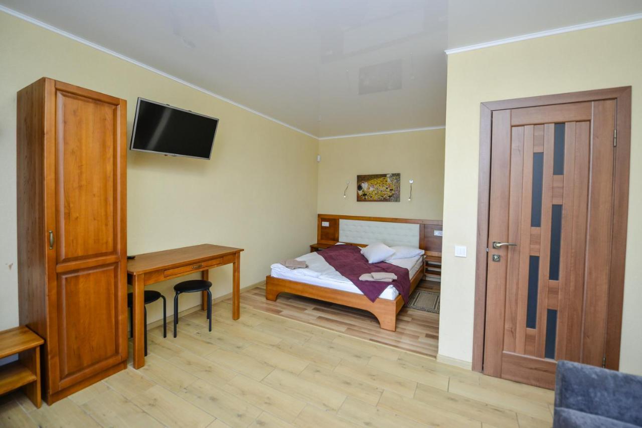 Forest Hotel Polis'ke Extérieur photo