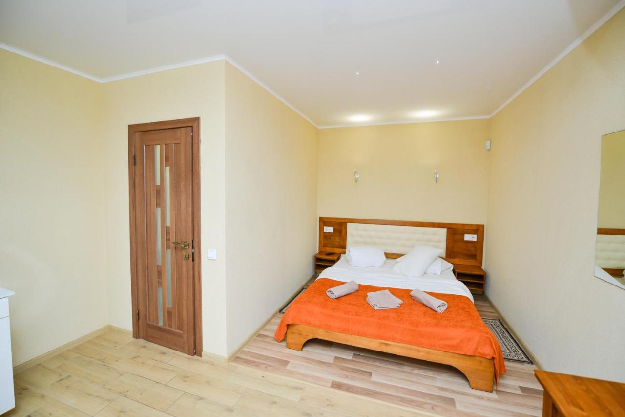 Forest Hotel Polis'ke Extérieur photo